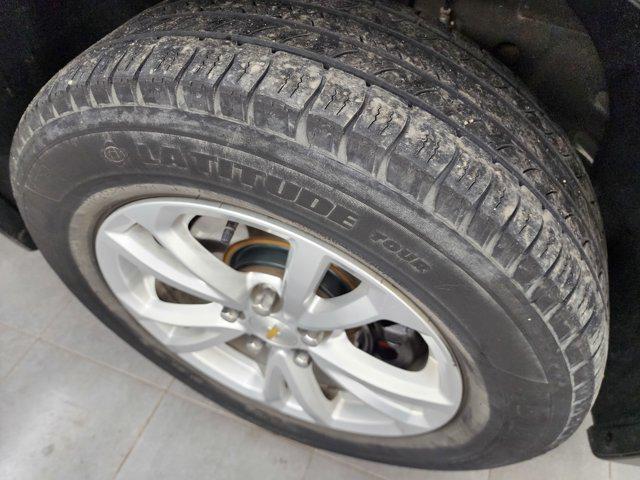 Photo of 2017 Mosaic Black Metallic Chevrolet Equinox