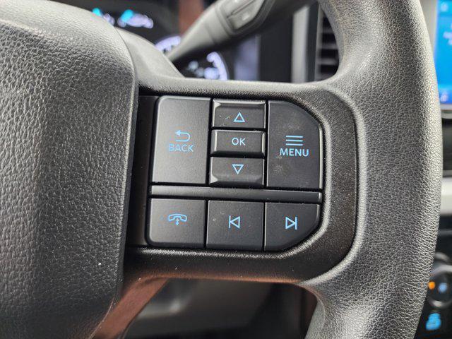 Photo of 2023 Oxford White Ford F-350