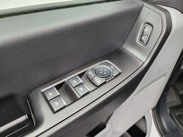 Photo of 2023 Oxford White Ford F-350