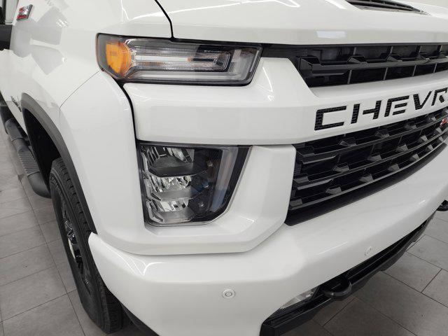 Photo of 2023 Summit White Chevrolet Silverado 3500