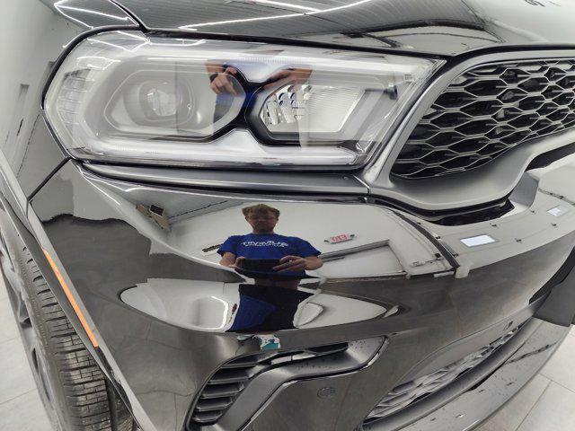 Photo of 2024 DB Black Clearcoat Dodge Durango