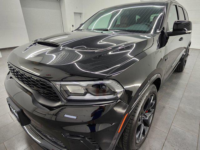 Photo of 2024 DB Black Clearcoat Dodge Durango