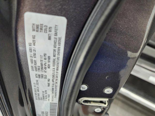 Photo of 2022 Granite Crystal Metallic Clearcoat RAM 3500