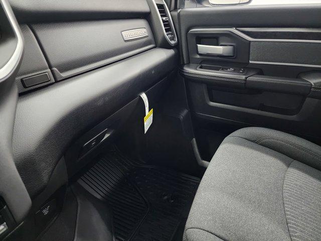 Photo of 2022 Granite Crystal Metallic Clearcoat RAM 3500