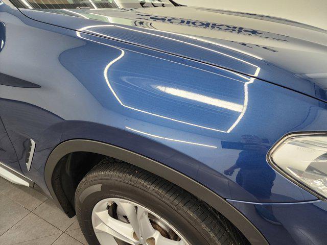 Photo of 2021 Phytonic Blue Metallic BMW X3