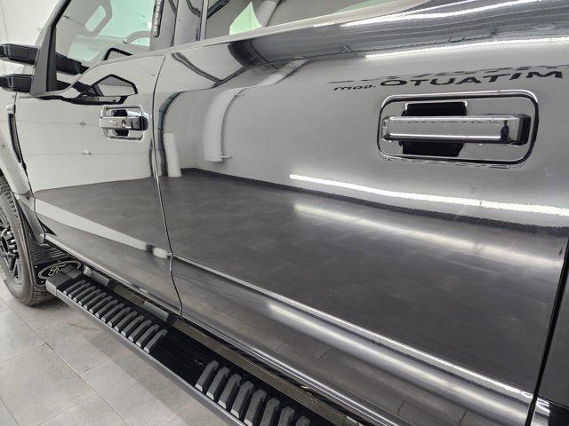 Photo of 2021 Agate Black Metallic Ford F-250