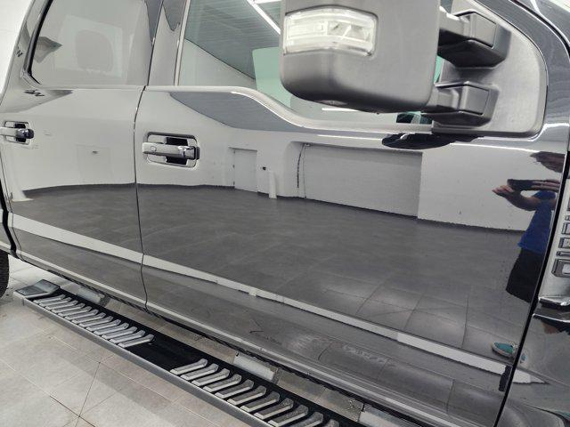 Photo of 2021 Agate Black Metallic Ford F-250