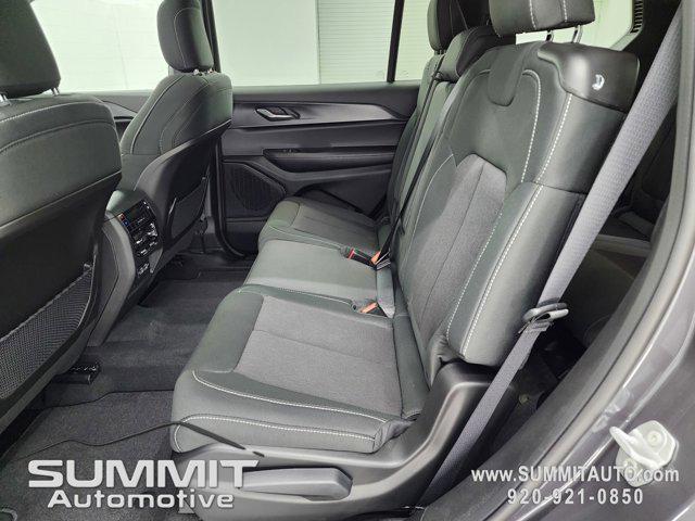 Photo of 2025 Baltic Gray Metallic Clearcoat Jeep Grand Cherokee L