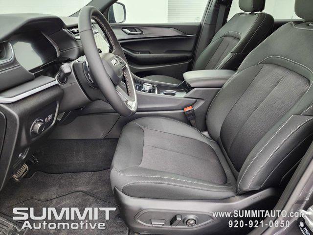 Photo of 2025 Baltic Gray Metallic Clearcoat Jeep Grand Cherokee L