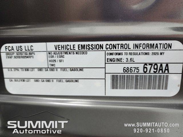 Photo of 2025 Baltic Gray Metallic Clearcoat Jeep Grand Cherokee L
