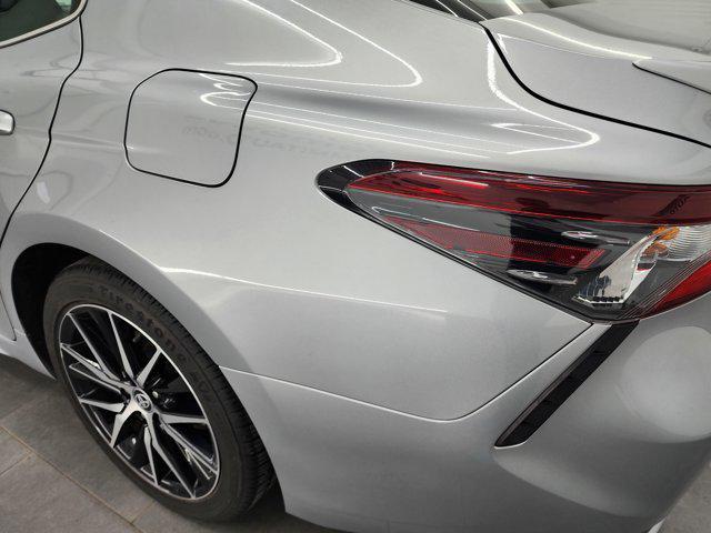 Photo of 2023 Celestial Silver Metallic Toyota Camry
