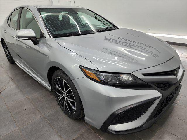 Photo of 2023 Celestial Silver Metallic Toyota Camry