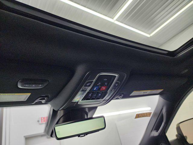 Photo of 2022 Pearl White RAM 2500