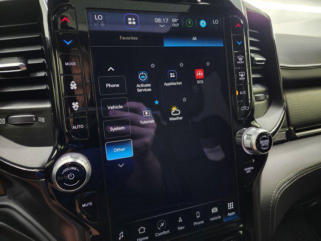 Photo of 2022 Pearl White RAM 2500