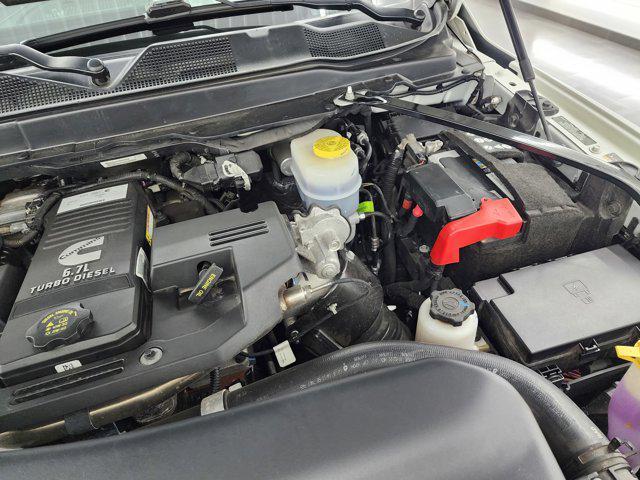 Photo of 2022 Pearl White RAM 2500