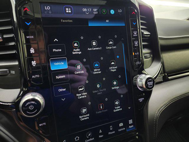 Photo of 2022 Pearl White RAM 2500