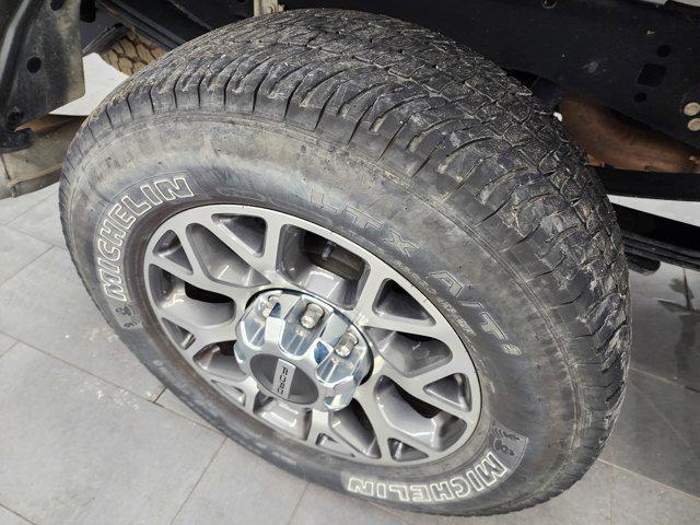 Photo of 2022 Carbonized Gray Metallic Ford F-250