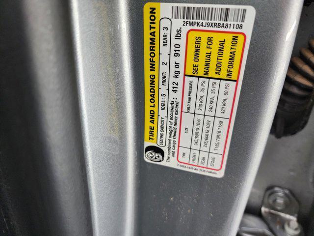 Photo of 2024 Iconic Silver Metallic Ford Edge
