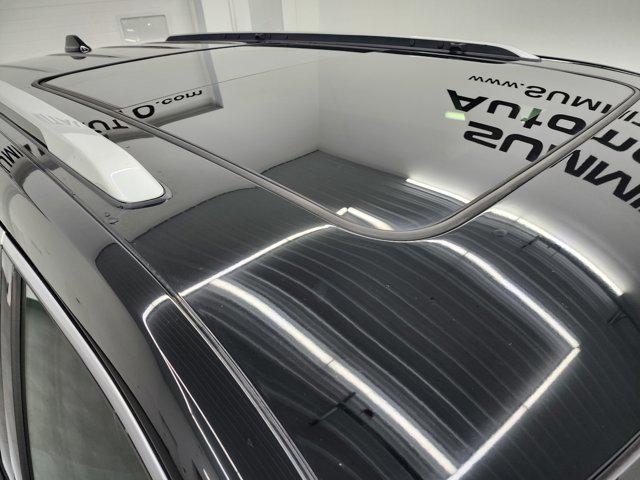 Photo of 2021 Silver Zynith Jeep Grand Cherokee L