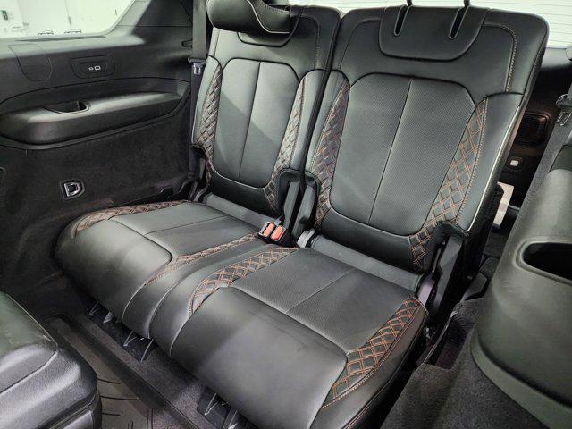 Photo of 2021 Silver Zynith Jeep Grand Cherokee L