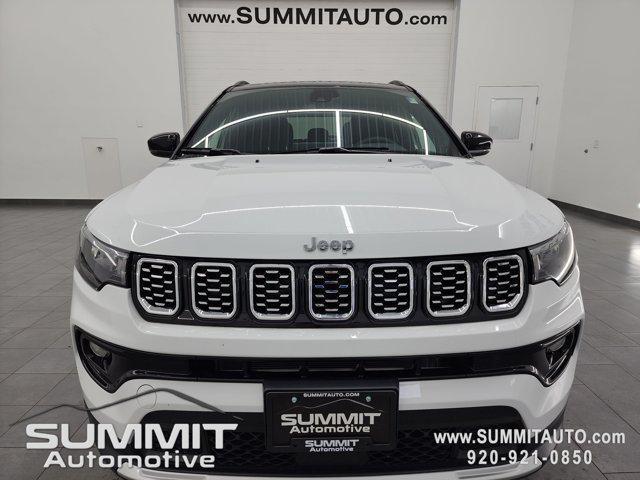 Photo of 2025 Bright White Clearcoat Jeep Compass