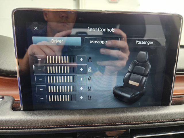Photo of 2020 Red Carpet Metallic Tinted Clearcoat Lincoln Aviator