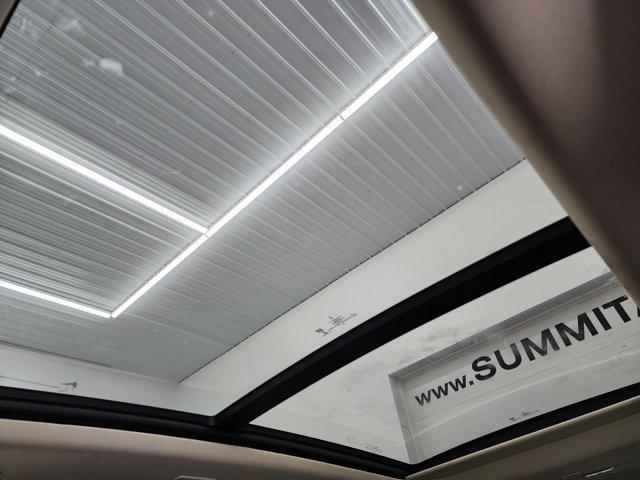 Photo of 2020 Red Carpet Metallic Tinted Clearcoat Lincoln Aviator