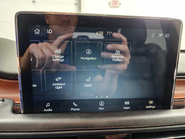 Photo of 2020 Red Carpet Metallic Tinted Clearcoat Lincoln Aviator