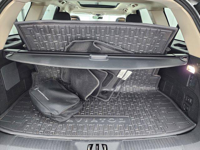 Photo of 2020 Red Carpet Metallic Tinted Clearcoat Lincoln Aviator