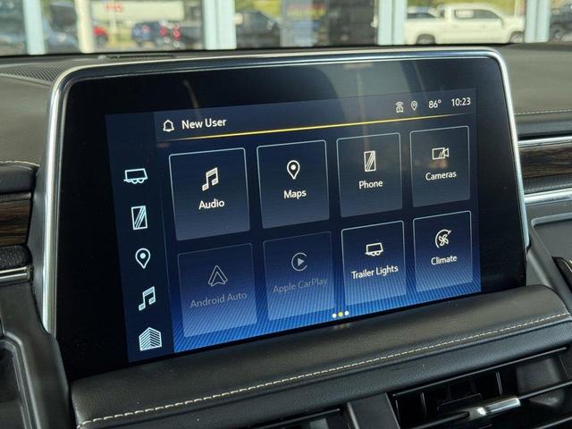 Photo of 2023 White Chevrolet Suburban
