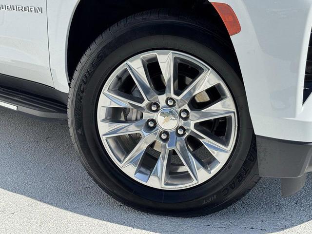Photo of 2023 White Chevrolet Suburban