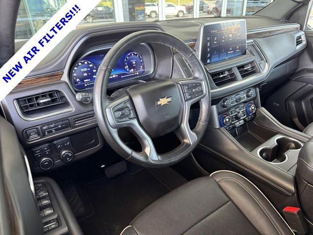Photo of 2023 White Chevrolet Suburban