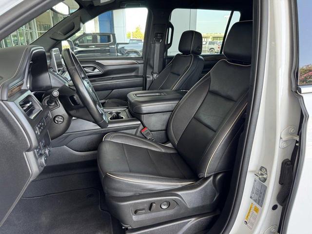 Photo of 2023 White Chevrolet Suburban