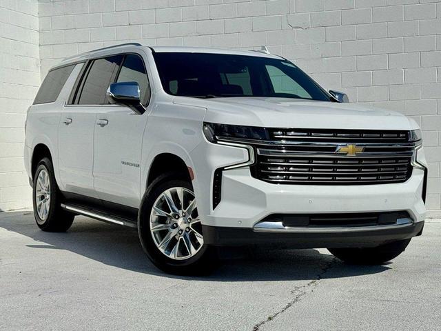 Photo of 2023 White Chevrolet Suburban
