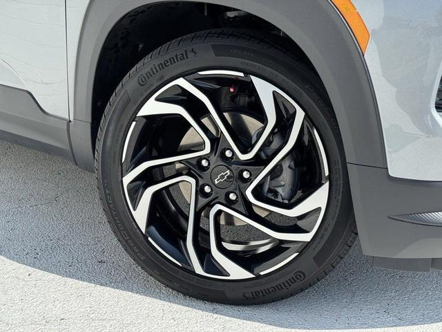 Photo of 2025 Gray Chevrolet Trailblazer