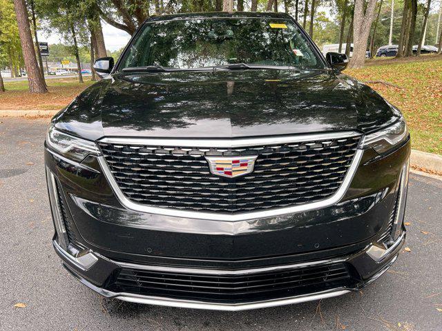 Photo of 2022 Stellar Black Metallic Cadillac XT6