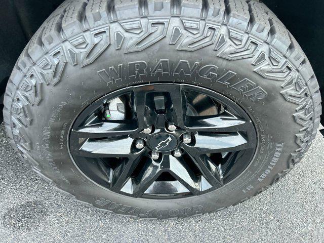 Photo of 2024 Summit White Chevrolet Silverado 1500