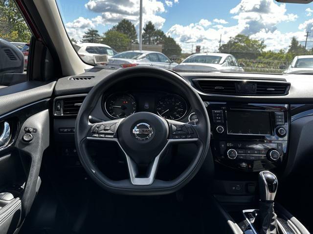 Photo of 2020 Scarlet Ember Tintcoat Nissan Rogue Sport