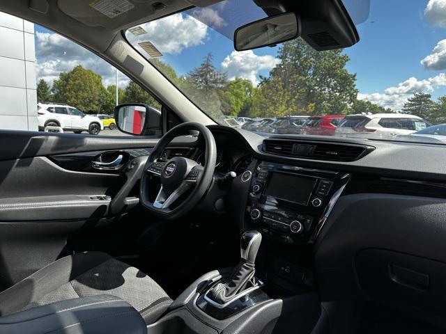 Photo of 2020 Scarlet Ember Tintcoat Nissan Rogue Sport