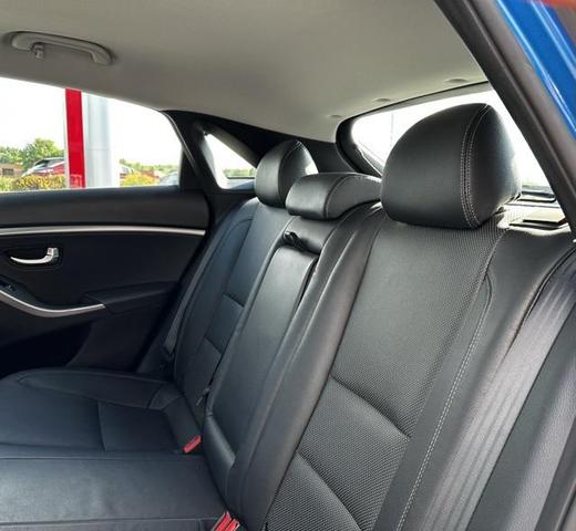 Photo of 2017 Electric Blue Metallic Hyundai Elantra GT