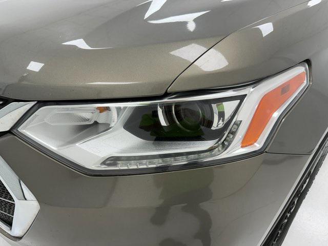 Photo of 2018 Pepperdust Metallic Chevrolet Traverse