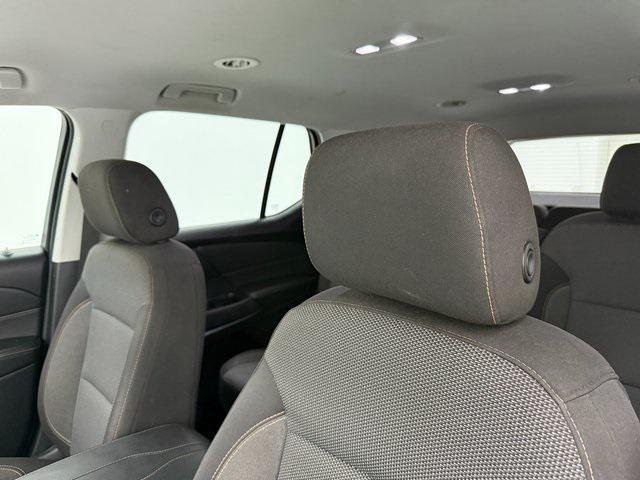 Photo of 2018 Pepperdust Metallic Chevrolet Traverse