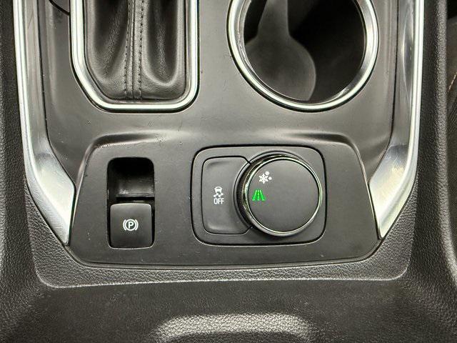 Photo of 2018 Pepperdust Metallic Chevrolet Traverse