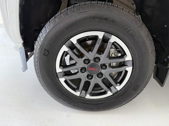 Photo of 2024 Ice Cap Toyota Tacoma