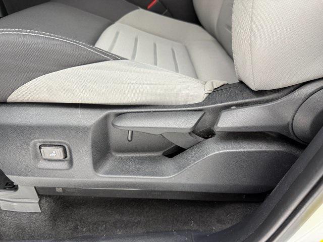Photo of 2024 Ice Cap Toyota Tacoma