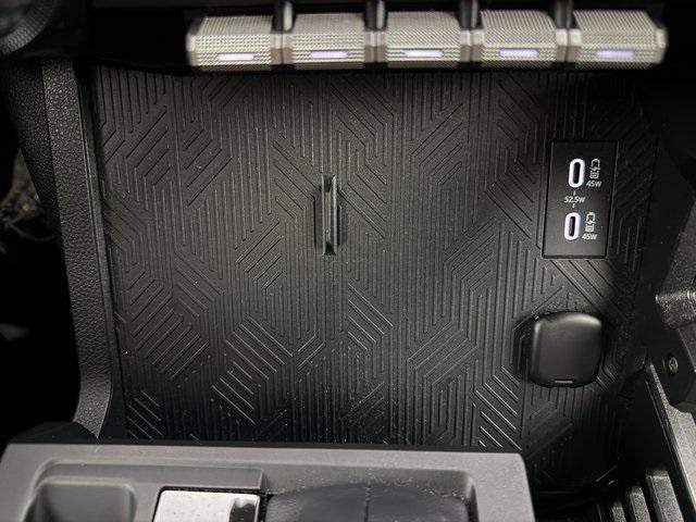 Photo of 2024 Ice Cap Toyota Tacoma