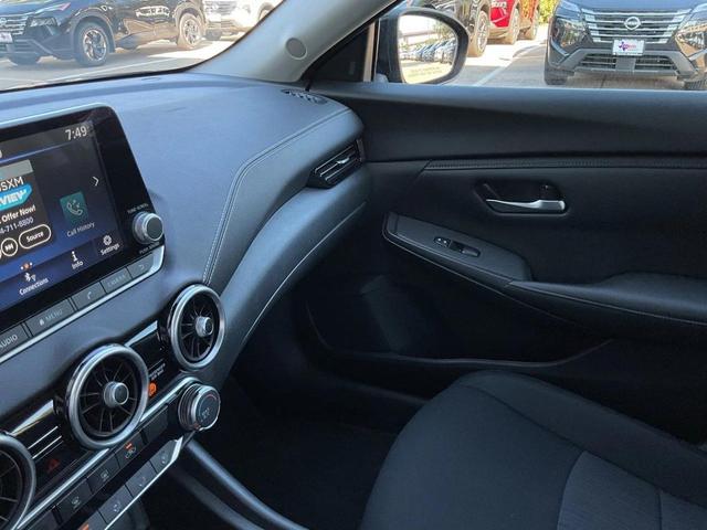 Photo of 2024 Super Black Nissan Sentra