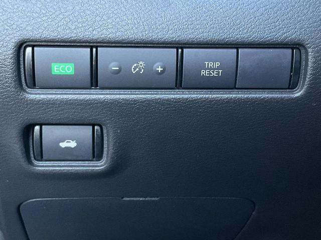 Photo of 2024 Super Black Nissan Sentra