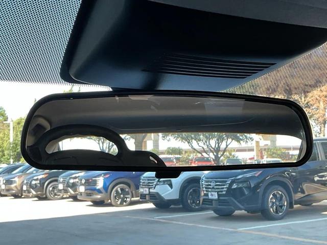Photo of 2024 Super Black Nissan Sentra