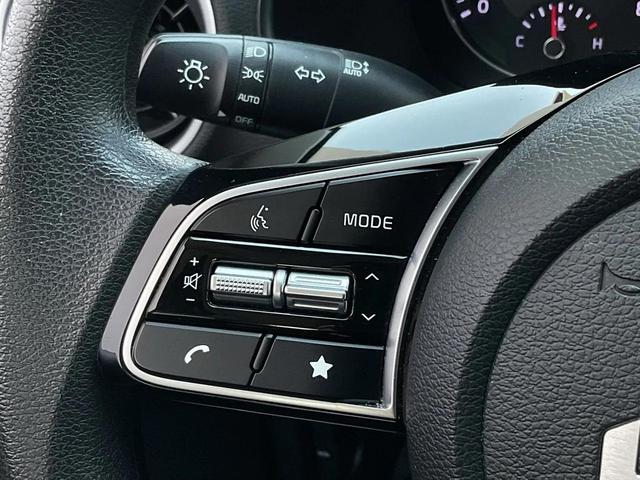 Photo of 2024 Snow White Pearl Kia Forte
